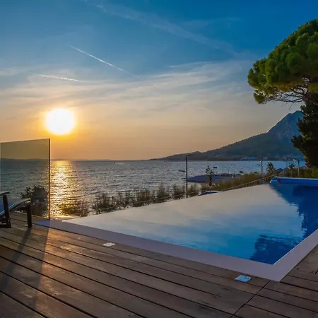 Brzet - Luxury Boutique 4* Omiš