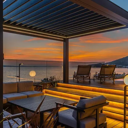 Brzet - Luxury Boutique Ξενοδοχείο με διαμερίσματα 4*